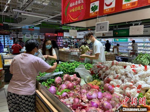 疫情下的扬州市场 生活物资供应充足 物价稳中有降